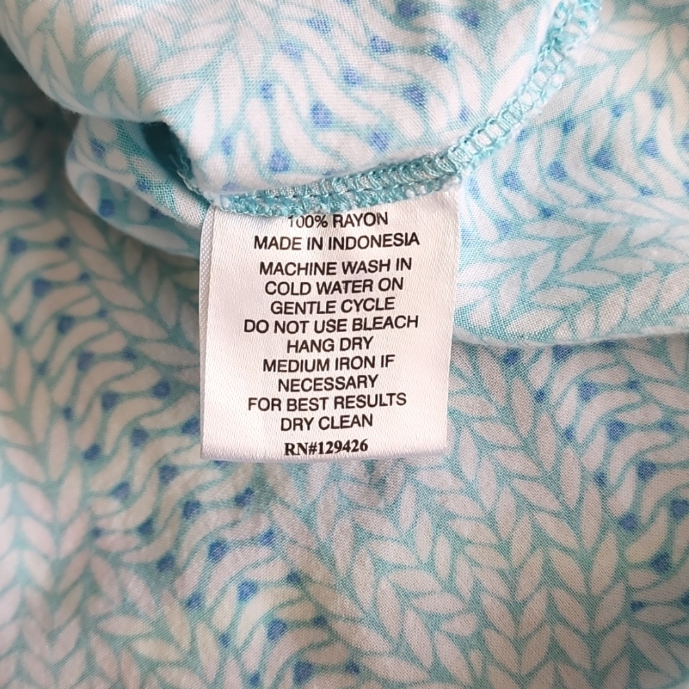 Escapada Blue Leaf Braid Pattern Tunic Top - image 5